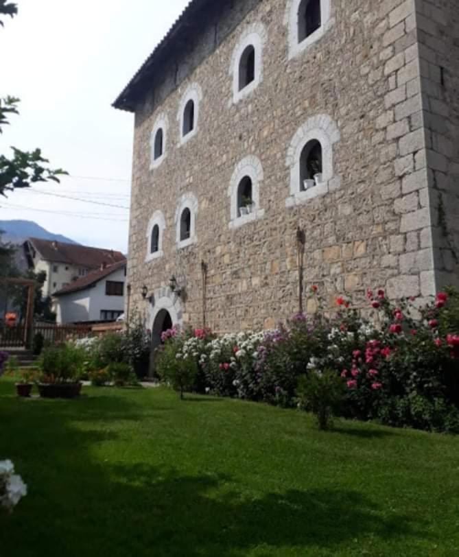 Hotel Stone Tower Plav Exterior foto